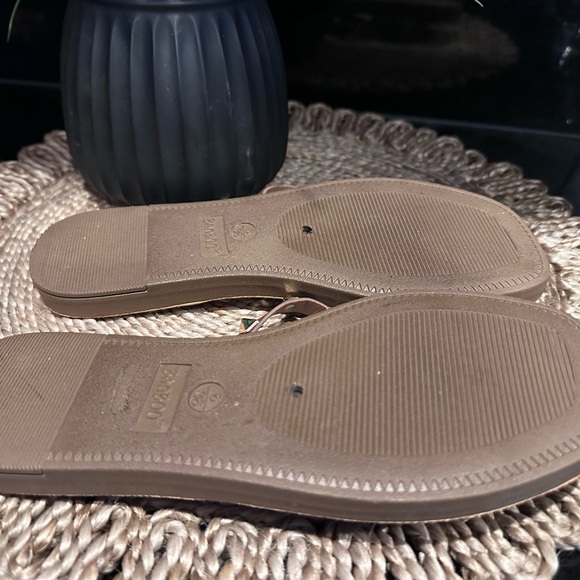 Brown slip on sandals with gold studs - Picture 6 of 6